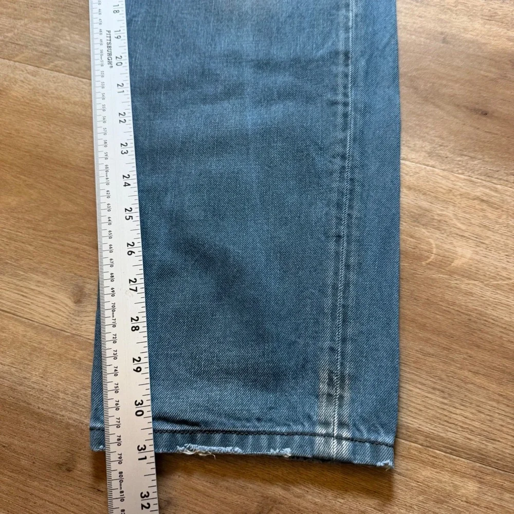 Diesel Larkee-T Jeans Mens 33x32 Blue Tapered Leg Distressed Made in Italy 0068Z